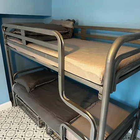 홈스테이 Center Townhouse *